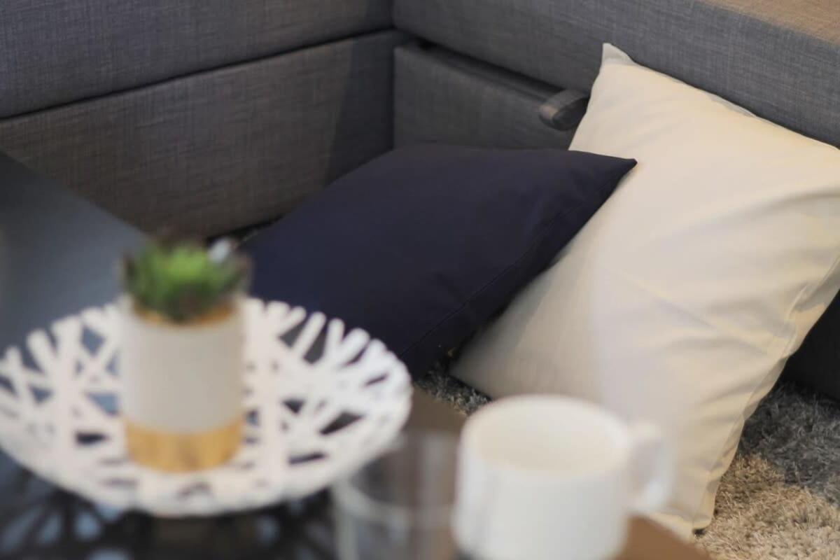 Bhotel Heiwaodori 902 - Huge Apt In Famous Hiroshima Dori For 6P Exteriör bild
